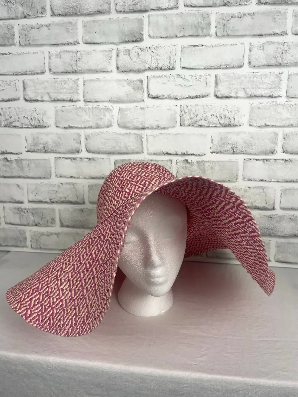 Wide Brim Straw Sun Hat Pink Beige Chevron Floppy Beach Summer Packable